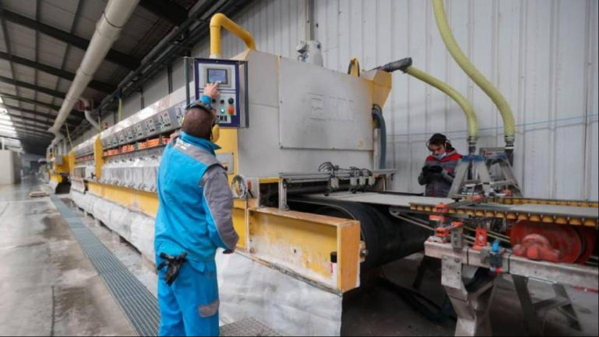 Las empresas del azulejo registran desde enero 47 ERTE que afectan a más de 5.000 empleados