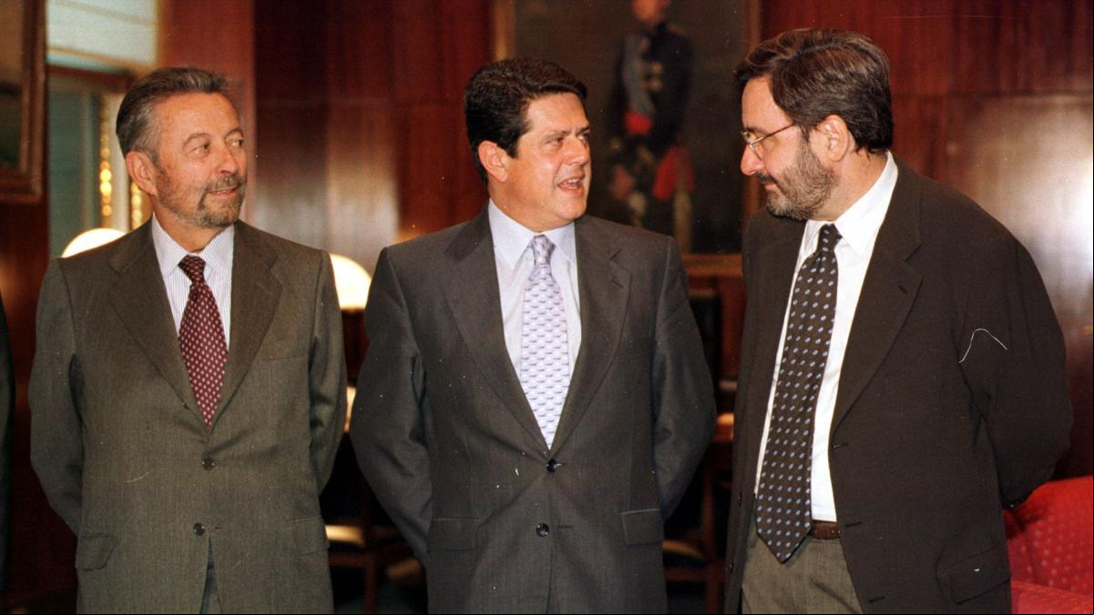 Serra revela que otro golpe de Estado se gestó previo a las elecciones de 1982