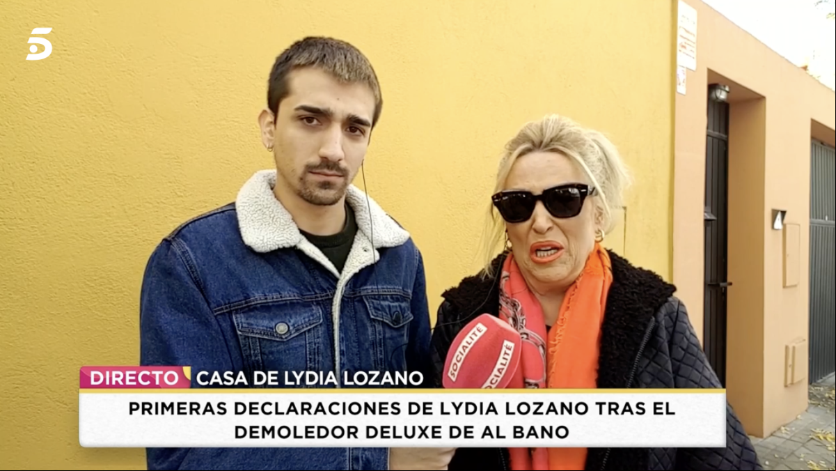 Lydia Lozano reaparece rota tras la entrevista a Al Bano: “A mi madre le dio un parraque”