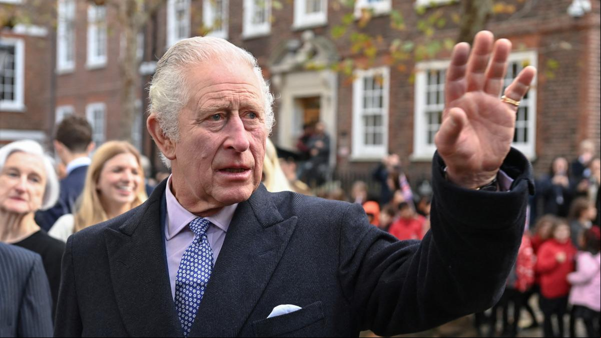 El rey Carlos III saltó de su cama en el hospital para consolar a Kate Middleton