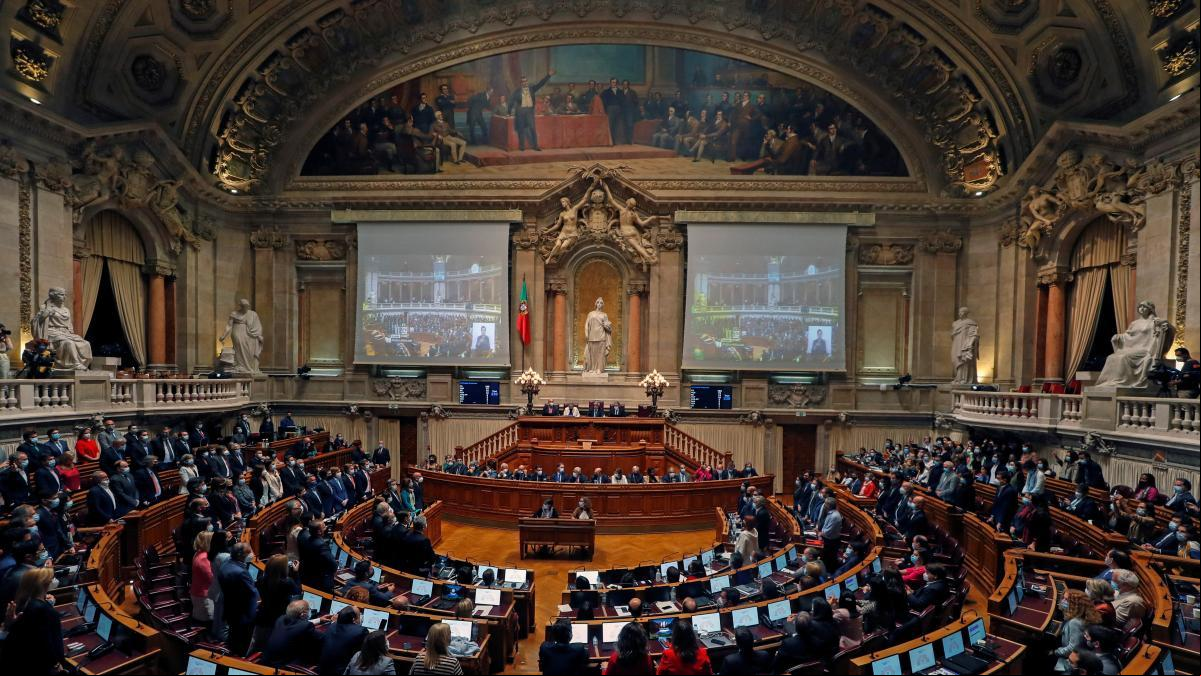 El Parlamento portugués vuelve a aprobar, por tercera vez, la eutanasia