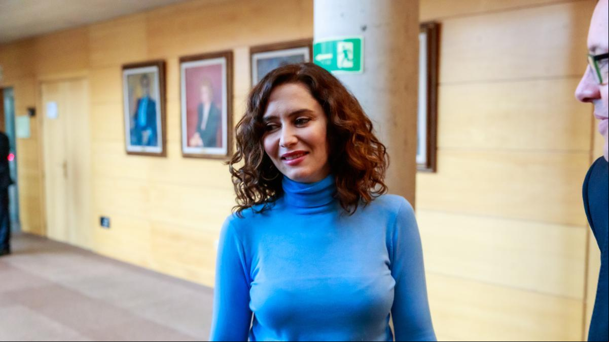 CCOO rechaza el nombramiento de Ayuso como alumna ilustre de la Complutense