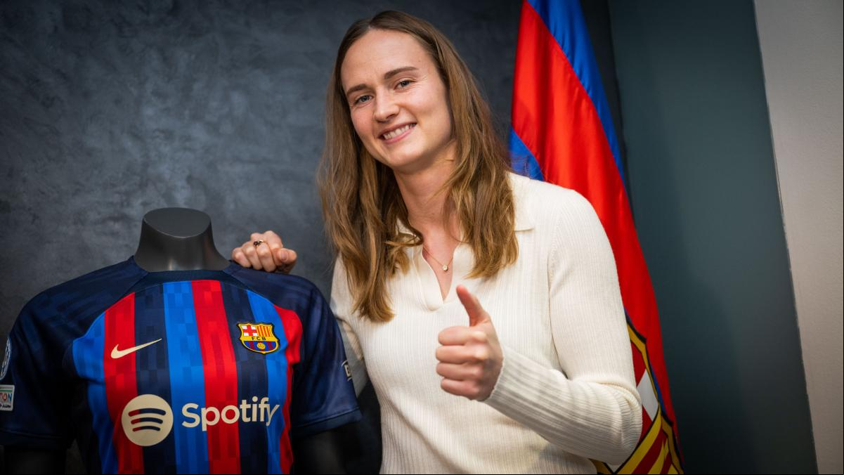 Graham Hansen renueva con el Barça hasta 2026