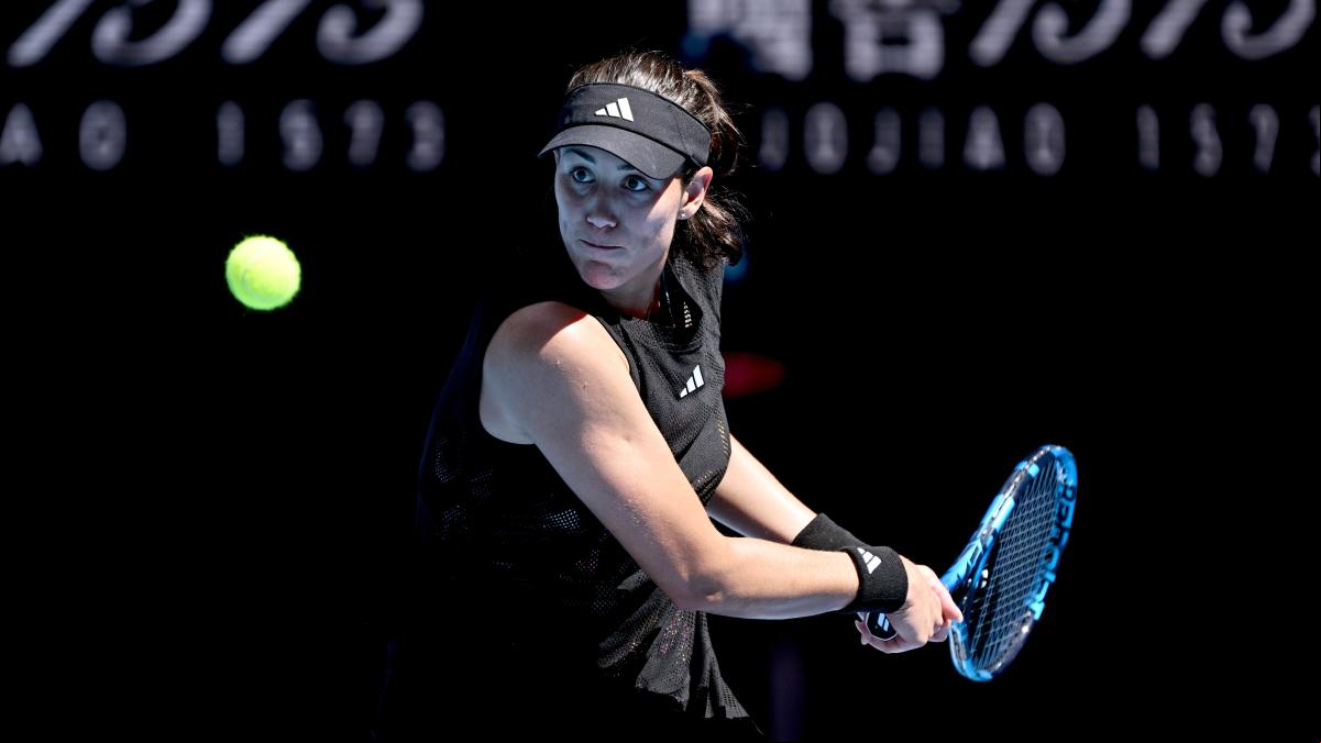Muguruza se derrite otra vez y Carreño suda para llegar a segunda ronda del Open de Australia