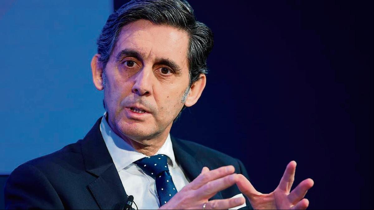 Pallete reclama en Davos formación en la empresa para evitar riesgos sociales