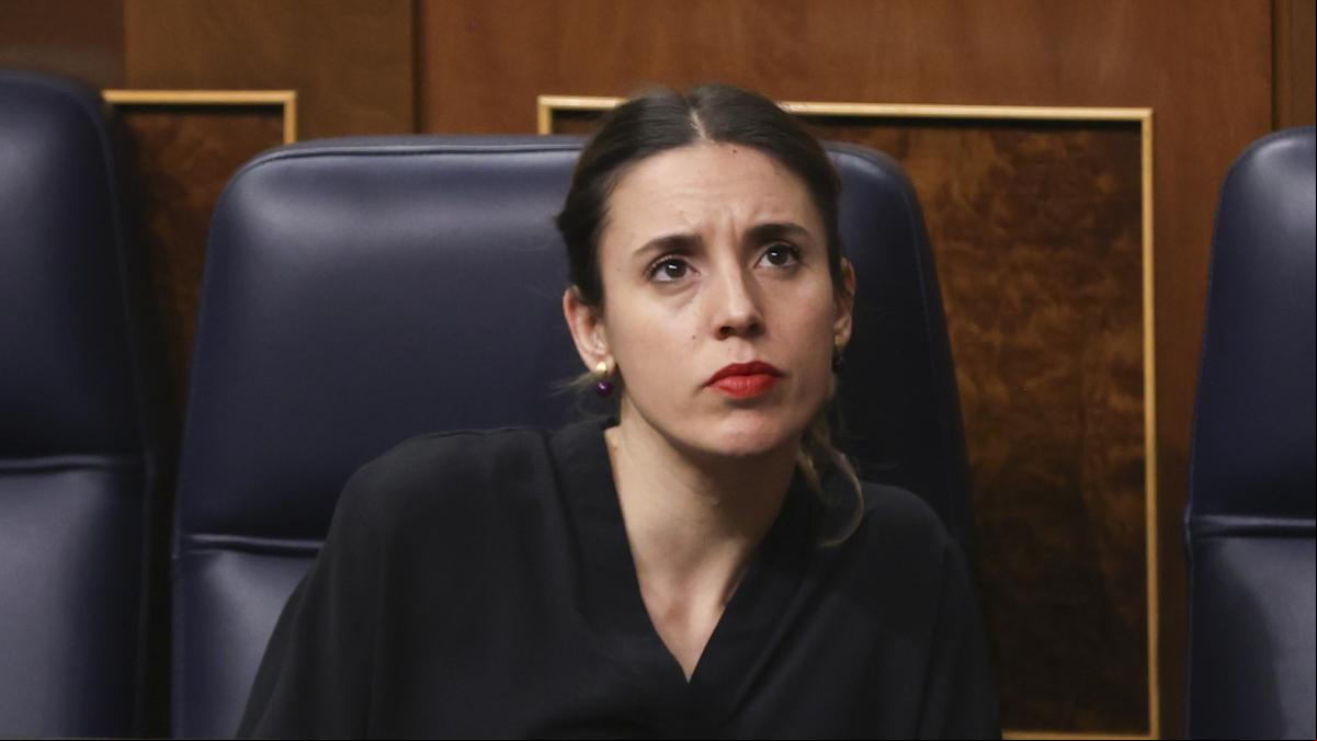 Gobierno ilegítimo y descompuesto