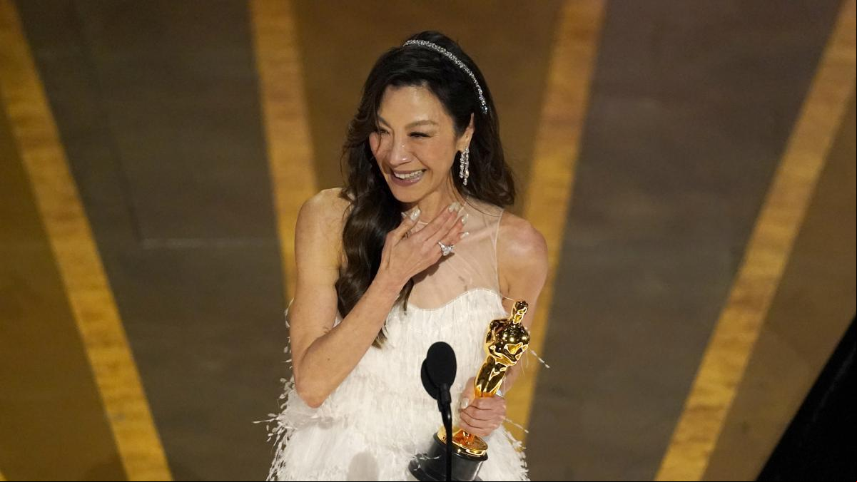 Michelle Yeoh gana el Oscar a la mejor actriz derrotando a Cate Blanchett