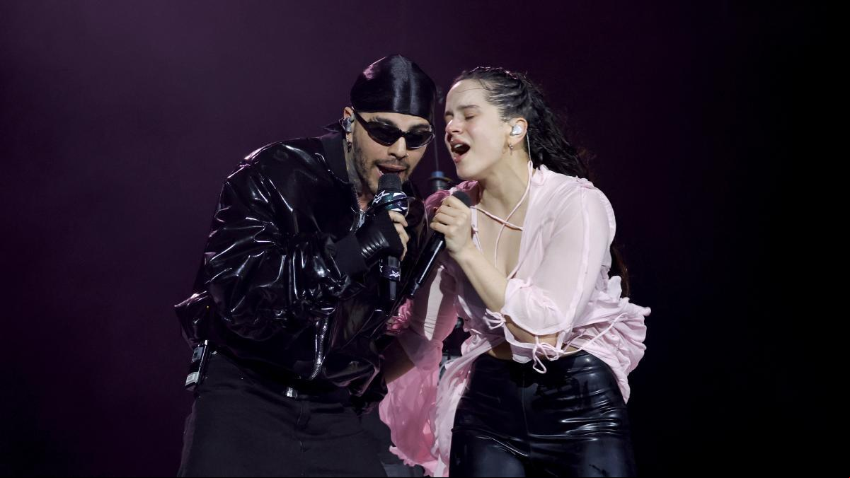 Rosalía y Rauw Alejandro, o qué bonito es el amor en el Coachella