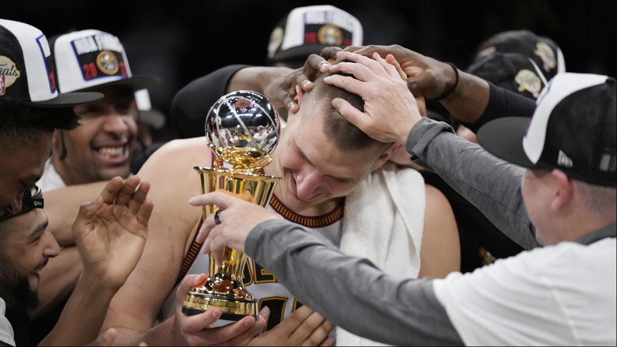 Jokic, el prodigioso MVP que no quiere celebrar