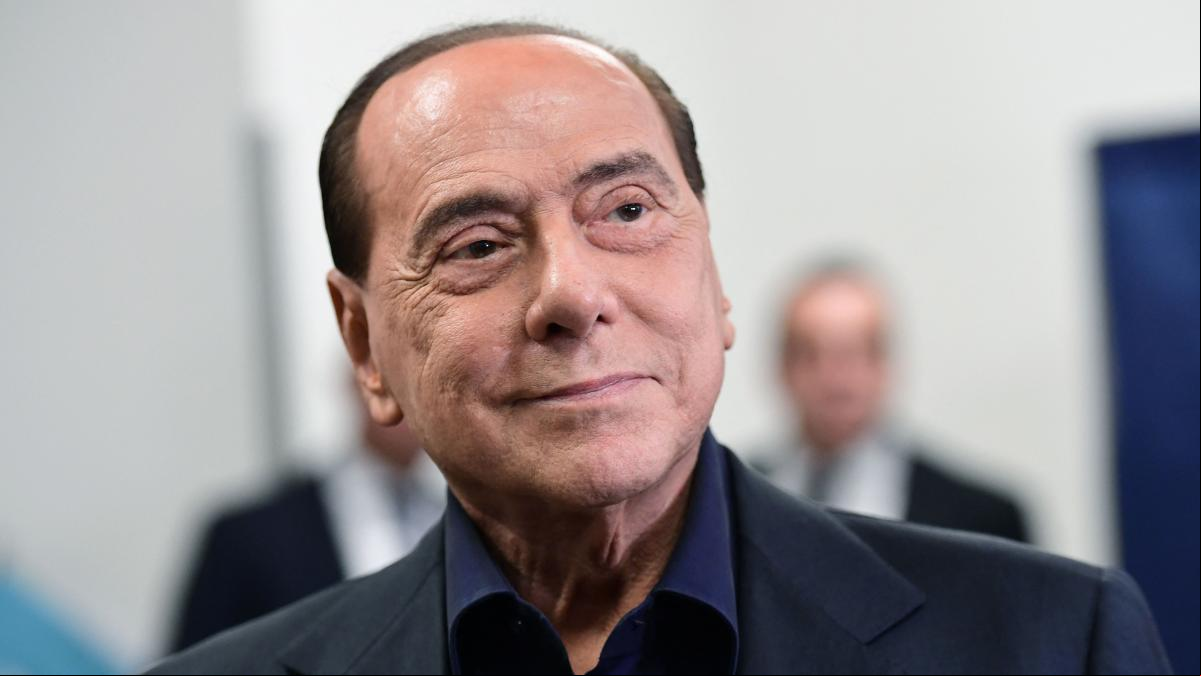 Berlusconi, hospitalizado de nuevo para controles “programados” por su leucemia