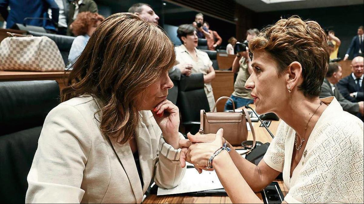 La investidura de María Chivite en Navarra apunta al mes de agosto