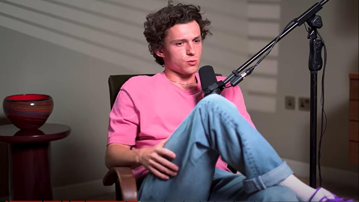 Lo que el experimento de Tom Holland plantea sobre beber “lo normal”