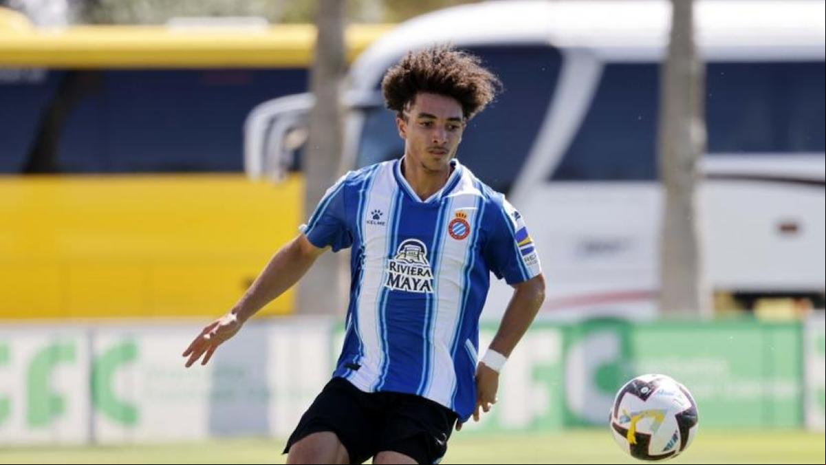 Luca Koleosho, la fuga de talento continúa