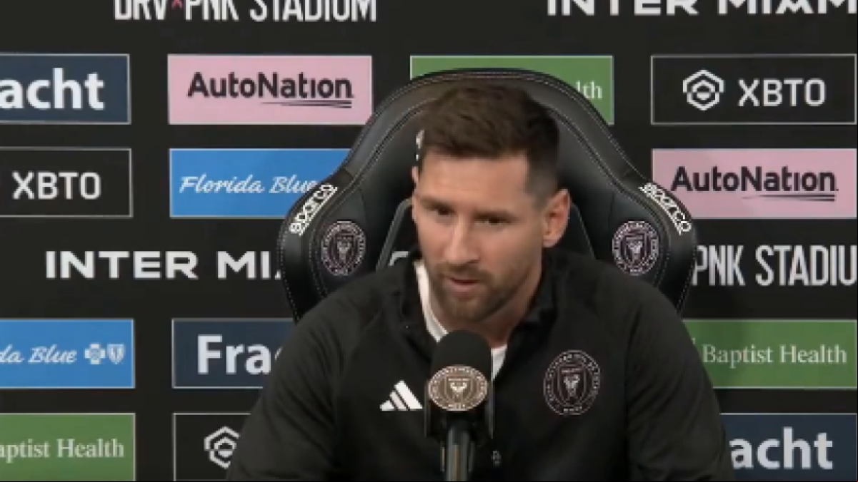 Así suena Messi hablando fluidamente en inglés gracias a una IA que ha engañado a miles de s