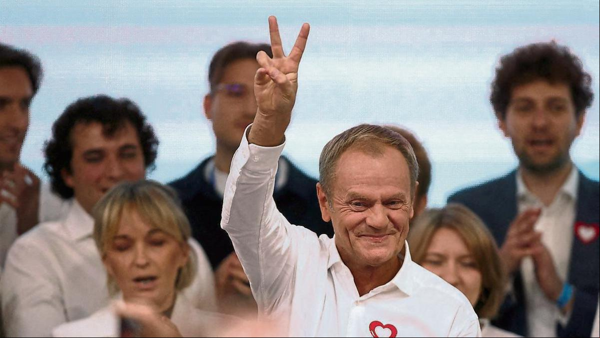El vuelco político en Polonia se afianza con la clara mayoría de Tusk