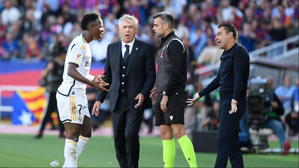 La juez archiva la causa por los gritos racistas a Vinicius Jr. en el clásico en Montjuïc de 2023