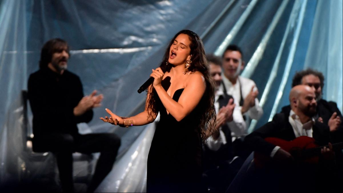 Los mejores momentos de la gala de los Latin Grammy en Sevilla, en imágenes