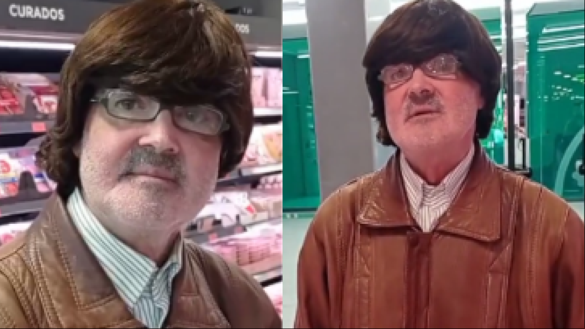 Muestra la exagerada peluca que se ha comprado y no paran de caerle parecidos: desde Puigdemont hasta un Playmobil