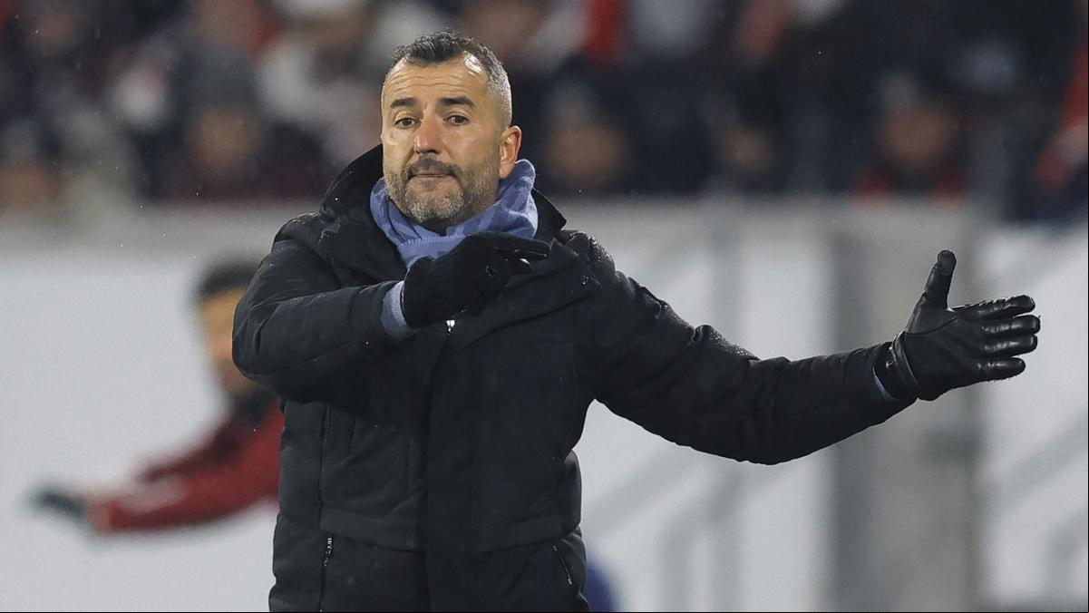 Diego Martínez, extécnico del Espanyol, vuelve a vivir el lado amargo del fútbol