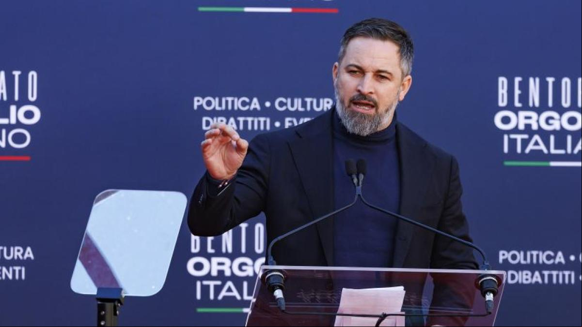 Abascal, desde Roma: “No deseo a nadie que le cuelguen por los pies”