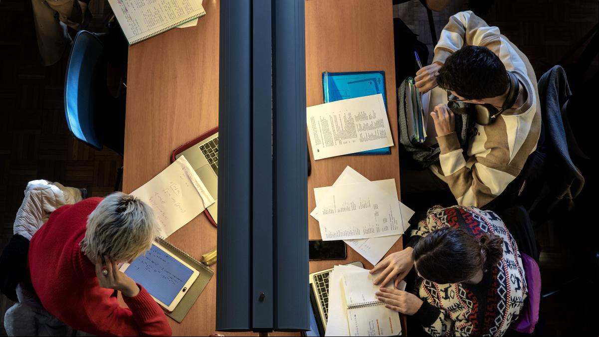 El THE vuelve a situar a la UB, UAB y UPF entre las 200 mejores universidades del mundo