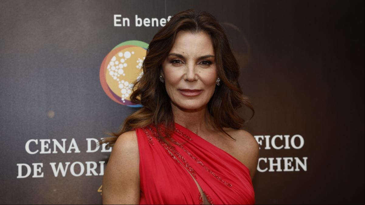 Mar Flores reacciona a la posible nueva relación de su hijo, Carlo Costanzia, con Alejandra Rubio: No tenían ni idea Mar Flores reacciona a la posible nueva relación de su hijo, Carlo Costanzia, con Alejandra Rubio: No tenían ni idea