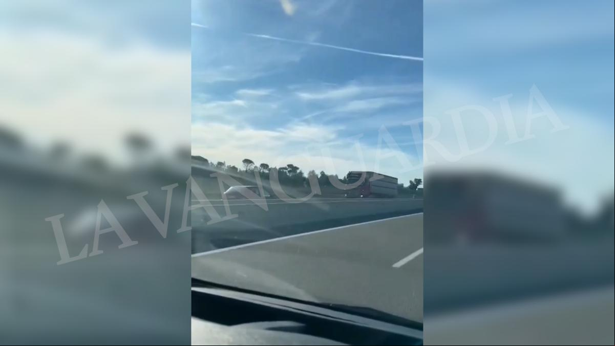 Circula en sentido contrario por la autovía, cruzándose incluso con la Guardia Civil