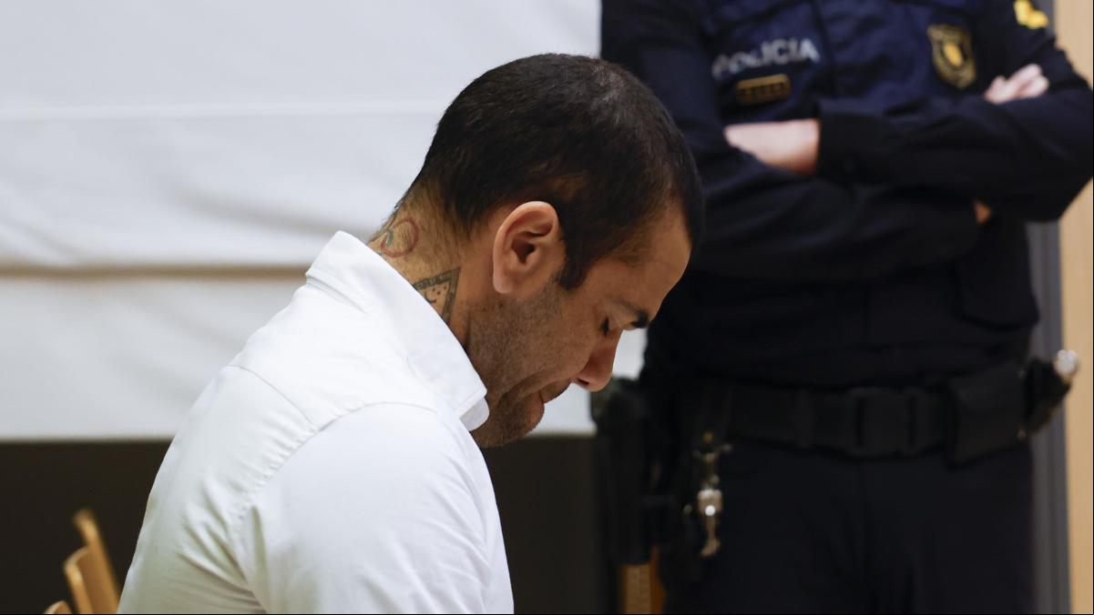 Dani Alves, citado en la vista que debe resolver si puede salir en libertad provisional