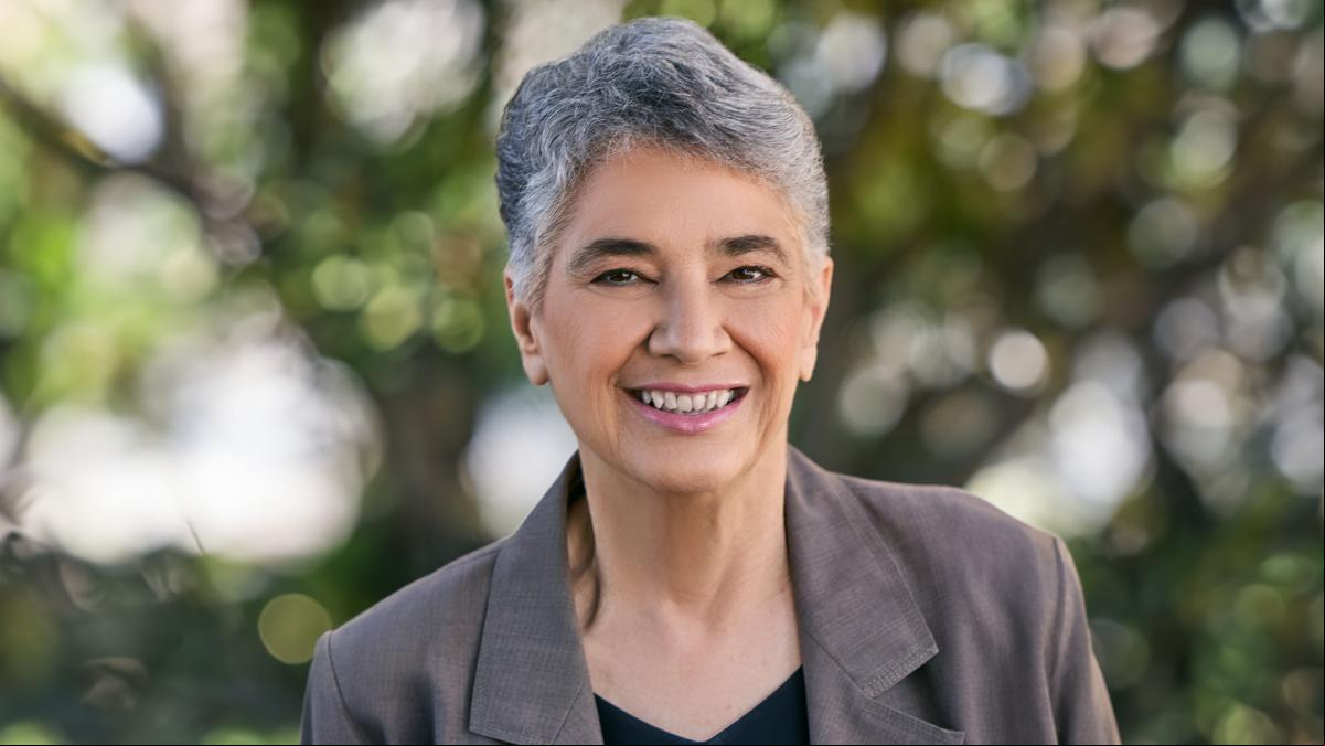 Bella DePaulo, doctora por Harvard: “Envejecer sin pareja tiene ventajas”