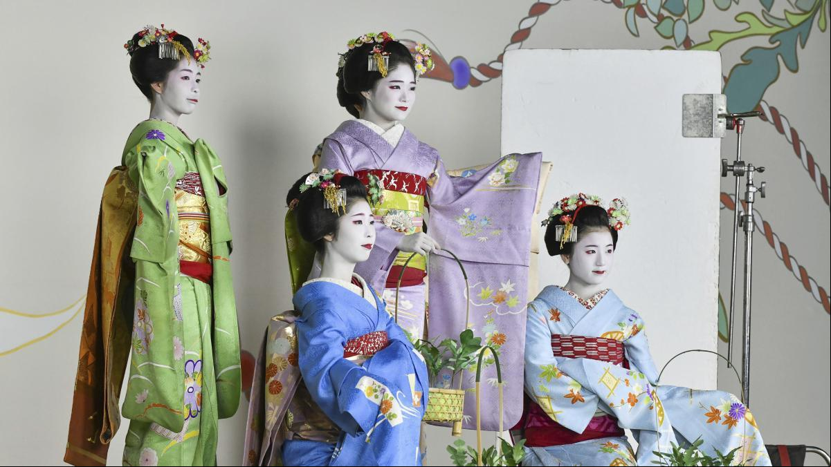 Turistas: prohibido fotografiar a las geishas