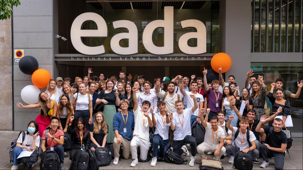 Los grados en ADE que preparan para una carrera innovadora y global