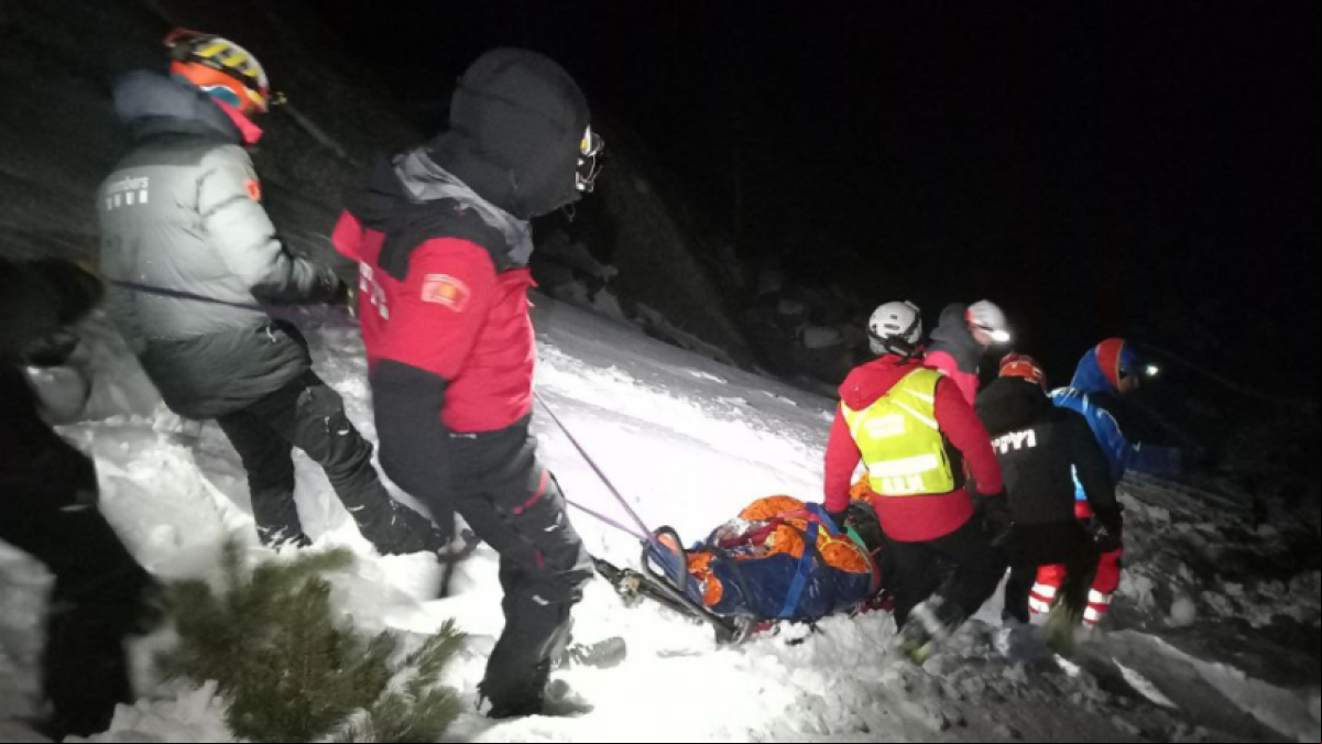 Los bomberos rescatan a los dos montañeros desaparecidos en Aigüestortes