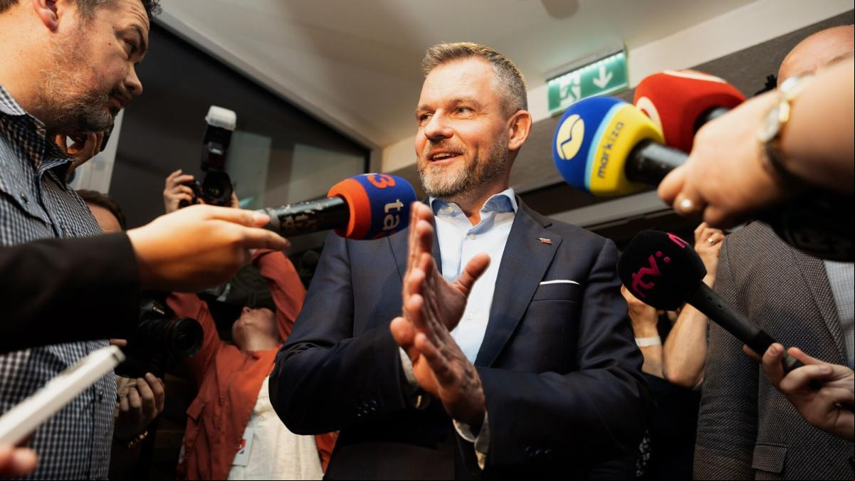 El candidato filoruso se impone en las elecciones presidenciales de Eslovaquia