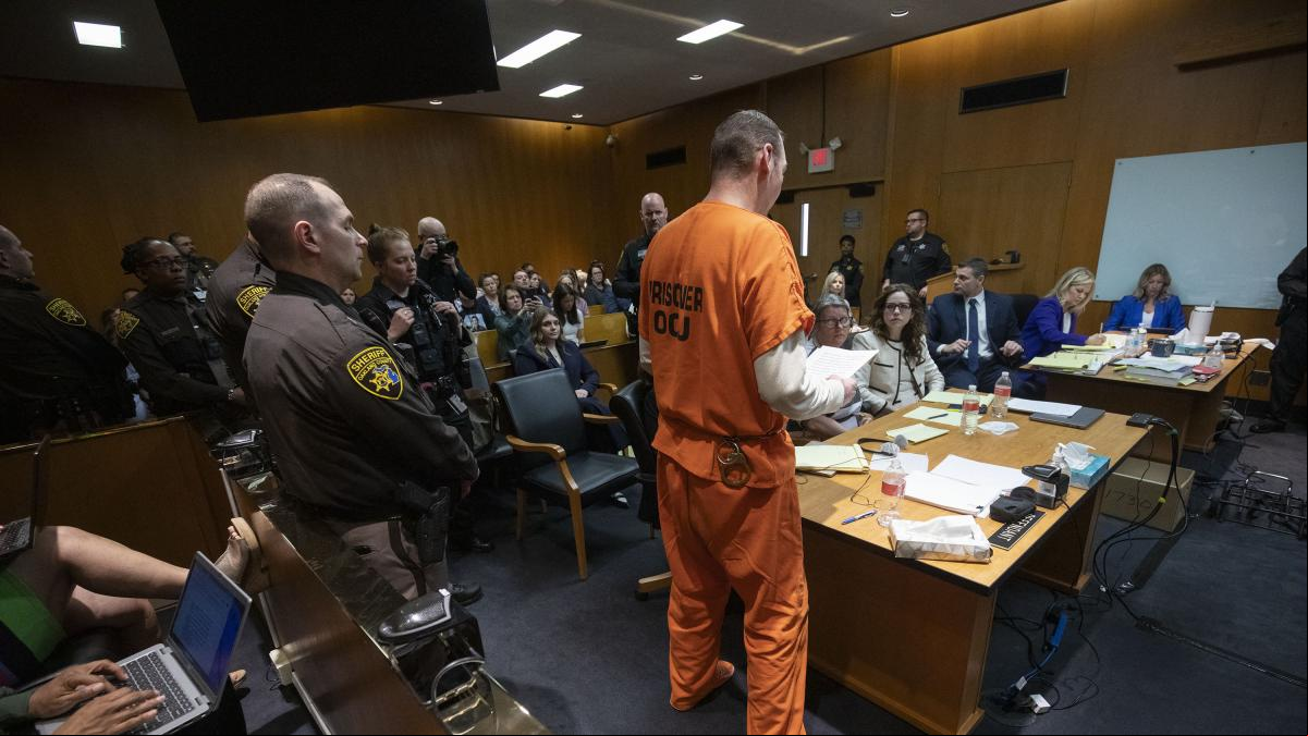 Condena histórica a los padres del pistolero menor de edad de Michigan