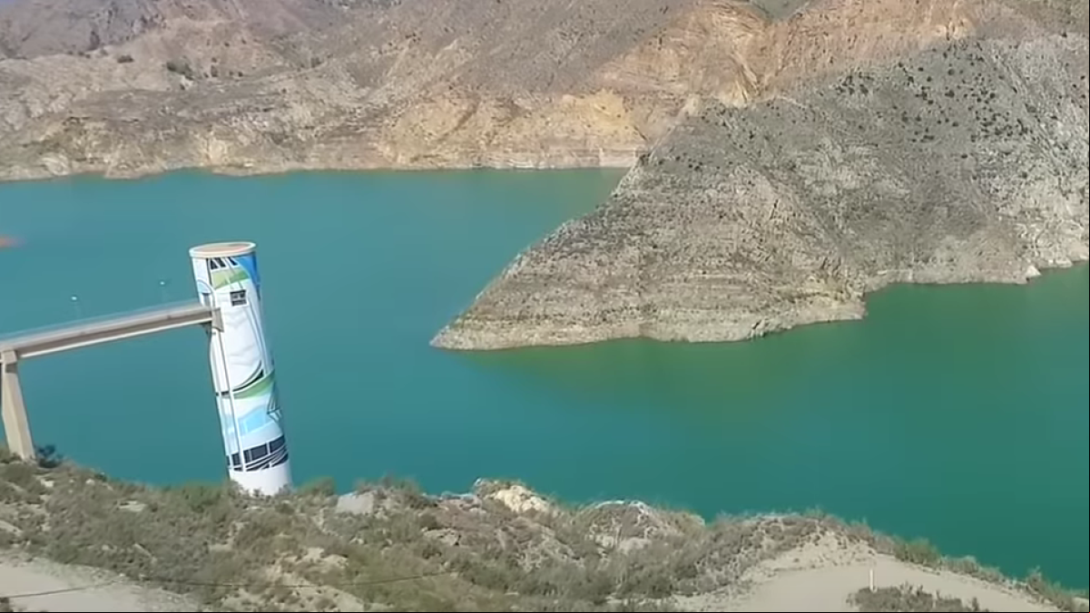 El Levante de Almería pide que se levanten las restricciones de agua para evitar “agravios”