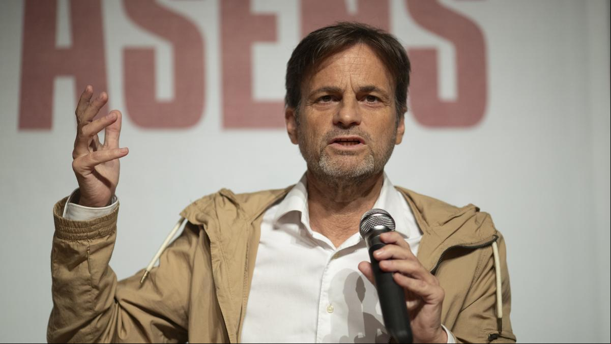 Los comunes abogan por que la Fiscalía lidere las peticiones para aplicar la amnistía