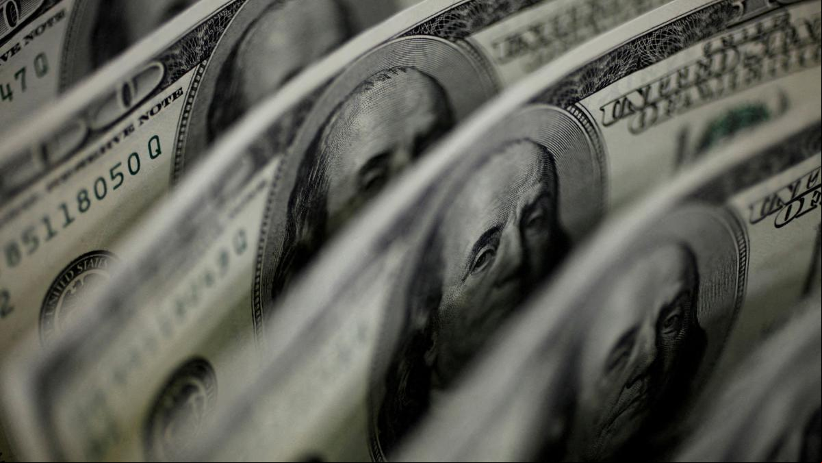 Dólar: ¿El reinado del billete verde se tambalea?