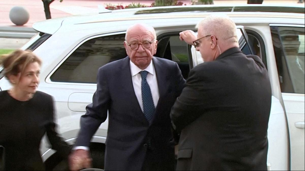 Secretismo en la guerra de los Murdoch