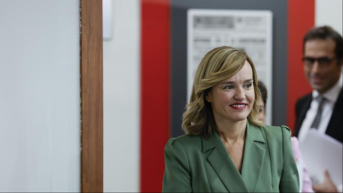 El Gobierno ve al PP “carcomido por la corrupción” e intenta sacarse con Zaplana la espina de Ábalos