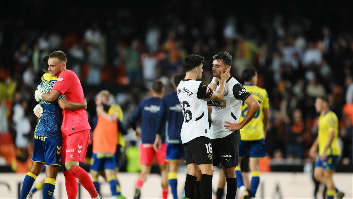 El Valencia y el Levante piden aplazar sus partidos de Liga de este fin de semana