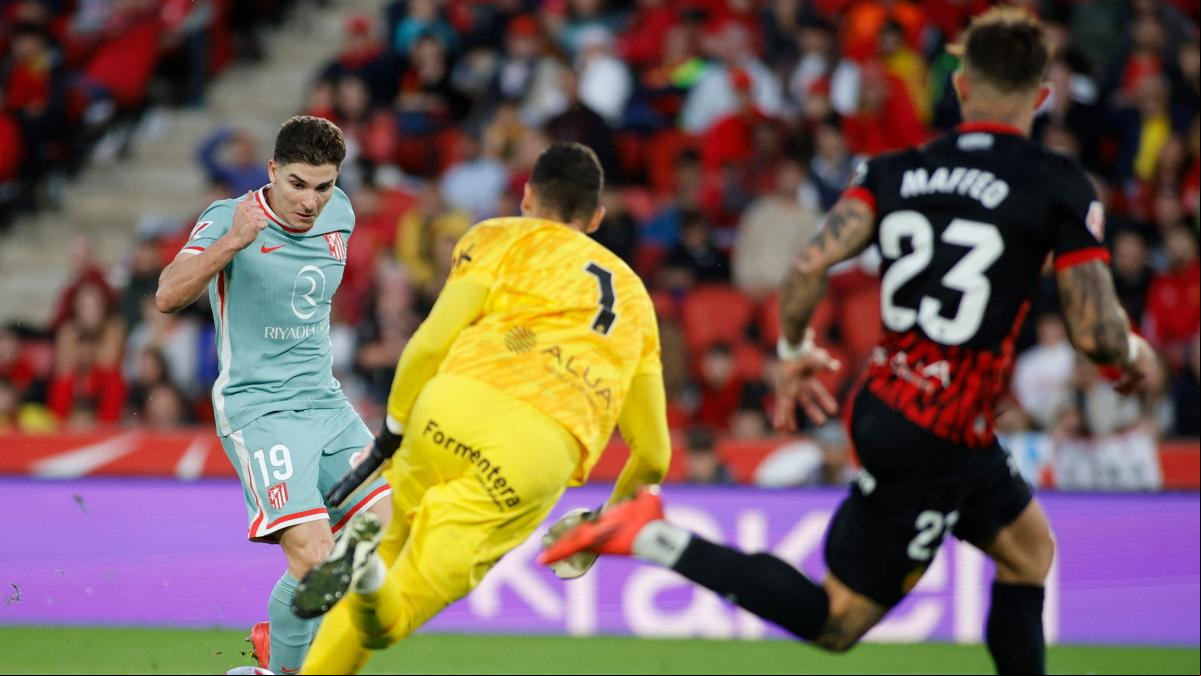 Un gol de Julián Álvarez en una contra le basta al Atlético para ganar al Mallorca