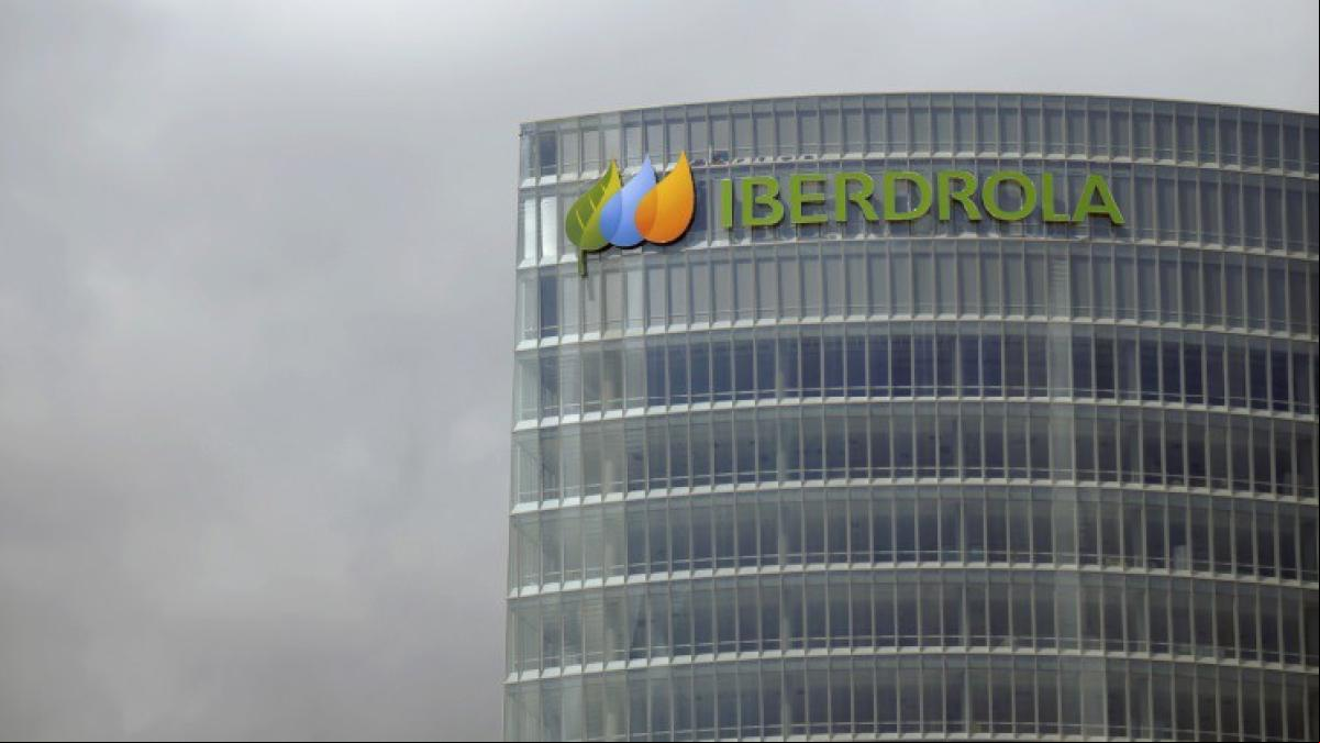 Iberdrola firma un préstamo de 500 millones con el BEI para inversiones en redes inteligentes