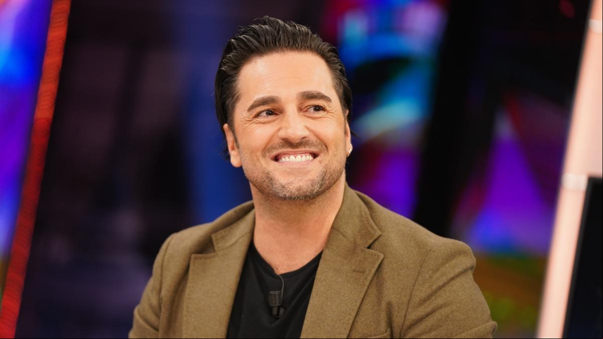 David Bustamante reaparece y zanja el debate sobre su aumento de peso con cambio de imagen: “Ridículo”