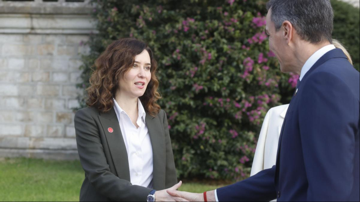 Ayuso advierte a Sánchez: cambiar el estado de las autonomías deberá decidirse en las urnas