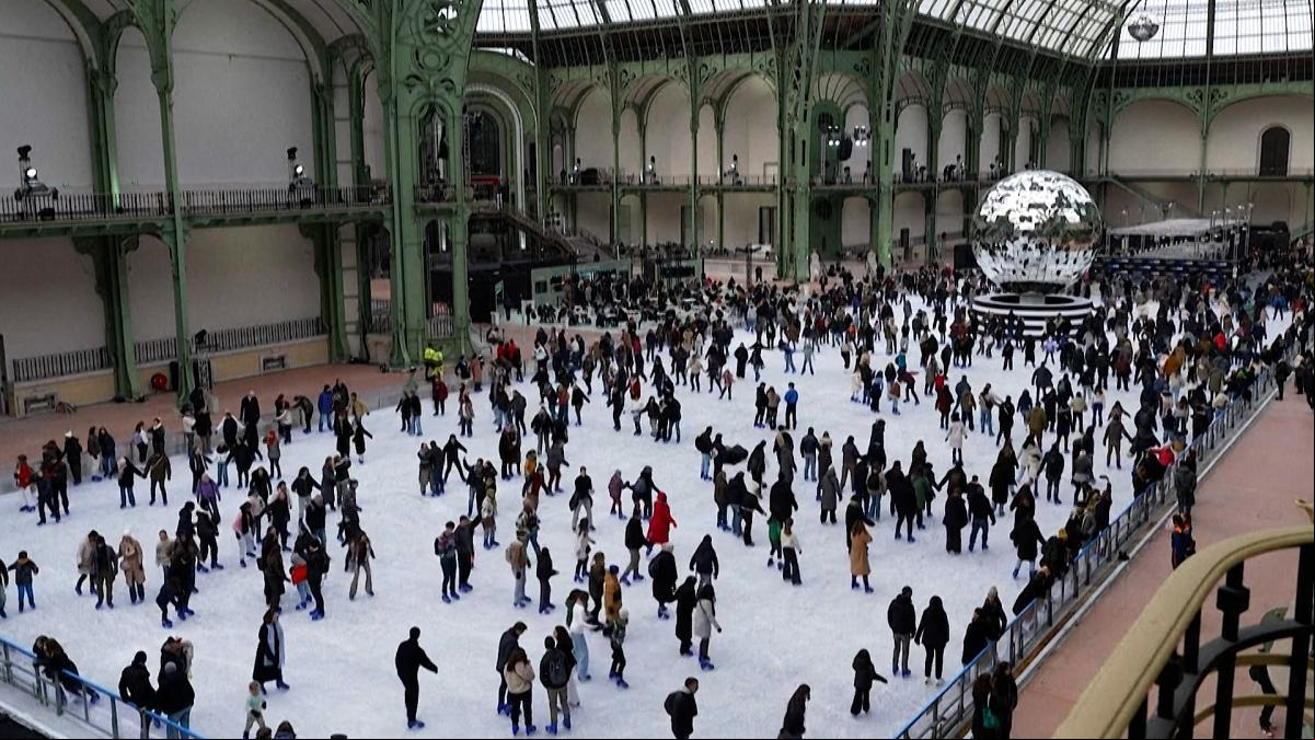 Así es la pista de hielo cubierta más grande del mundo