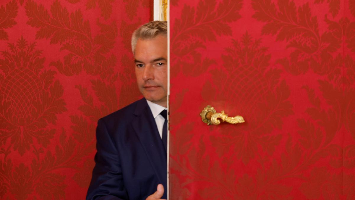 El canciller de Austria, Karl Nehammer, anuncia su dimisión tras fracasar su intento de formar gobierno