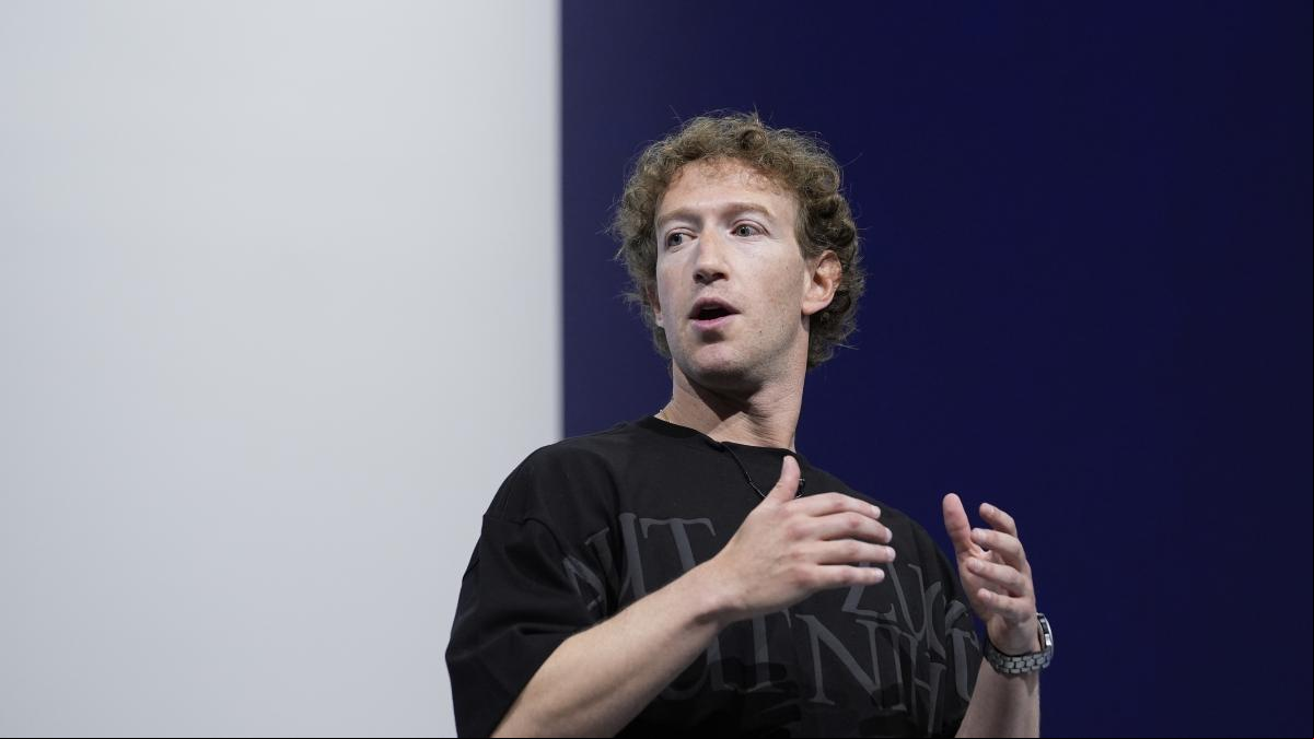 Zuckerberg elimina la verificación de hechos en Facebook e Instagram para satisfacer a Trump