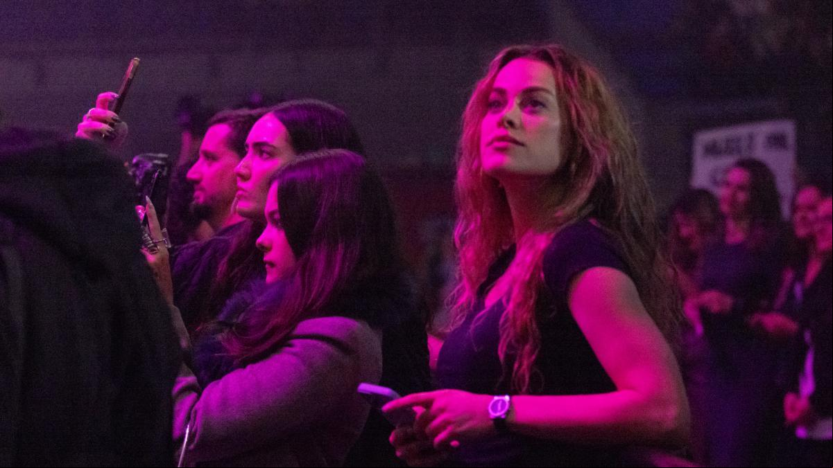 Candela Márquez se divierte junto a la hija de Alejandro Sanz en la última actuación del cantante