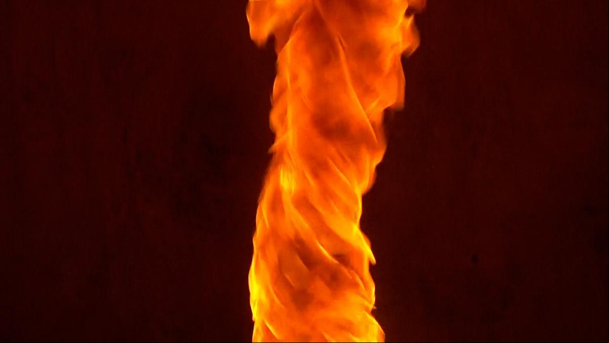 El laboratorio de California que investiga los tornados de fuego