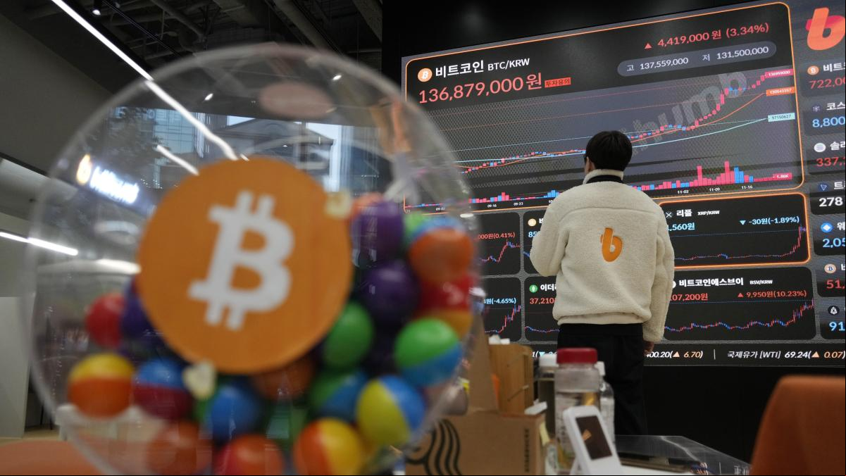 Un economista advierte del riesgo de algunas criptomonedas: “Es peligrosísimo comprar las que no valen nada”